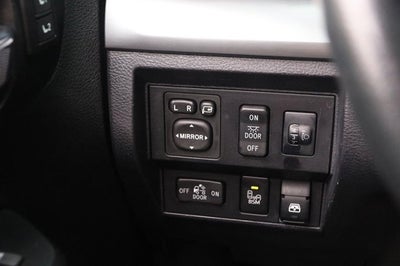 2017 Toyota Tundra 4WD Platinum