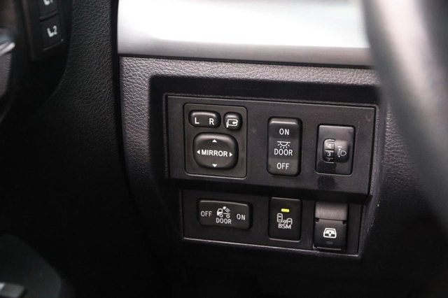 2017 Toyota Tundra 4WD Platinum