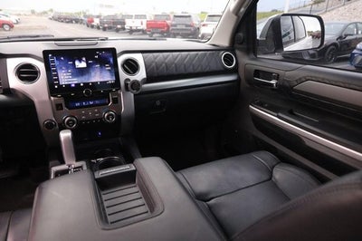 2017 Toyota Tundra 4WD Platinum