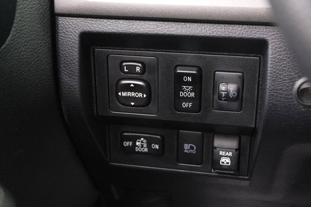 2021 Toyota Tundra 4WD SR5