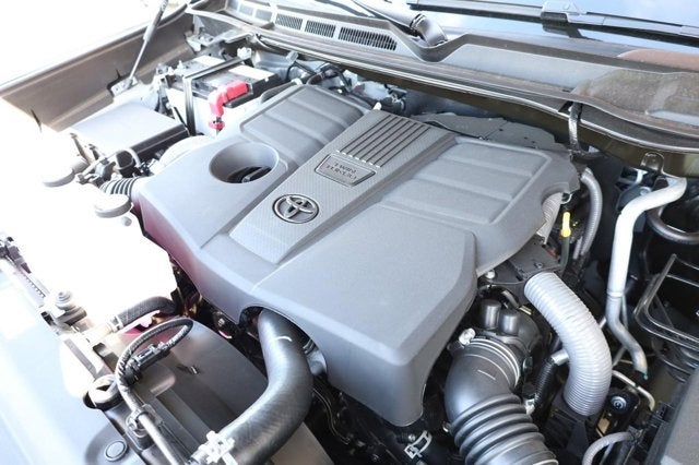 2026 Toyota Tundra 4WD SR5