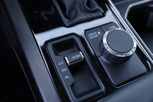 2023 Toyota Tundra 4WD SR5