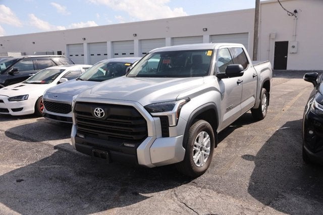 2023 Toyota Tundra 4WD SR5