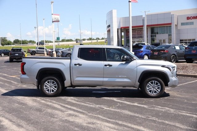 2023 Toyota Tundra 4WD SR5