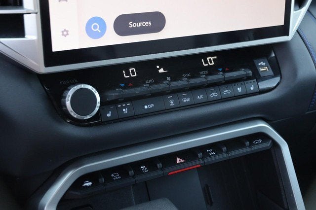 2025 Toyota Tundra 4WD Platinum