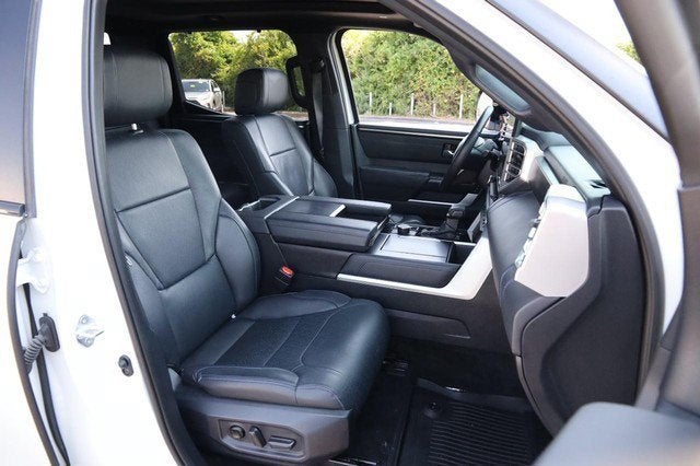 2025 Toyota Tundra 4WD Platinum