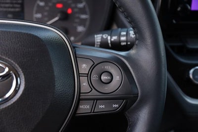 2025 Toyota Corolla Cross LE