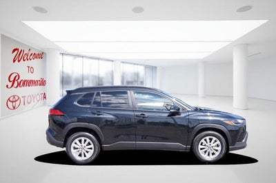 2025 Toyota Corolla Cross LE