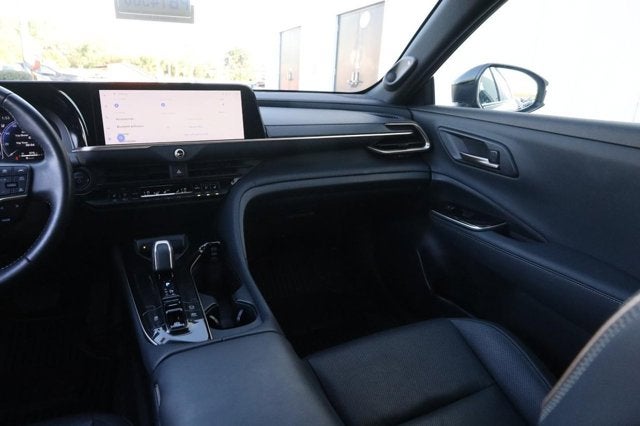 2024 Toyota Crown Limited