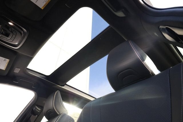 2025 Toyota Crown Signia Limited