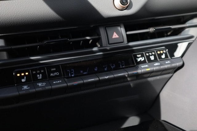 2025 Toyota Crown Signia Limited