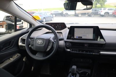2025 Toyota Prius LE