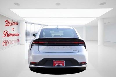 2024 Toyota Prius LE