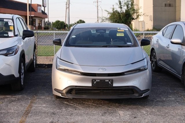 2025 Toyota Prius LE