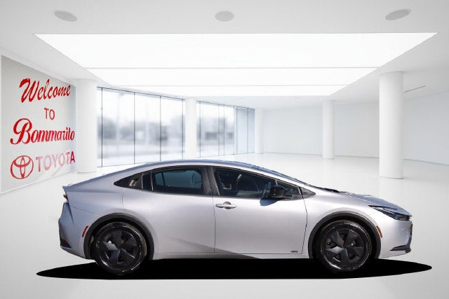 2025 Toyota Prius LE