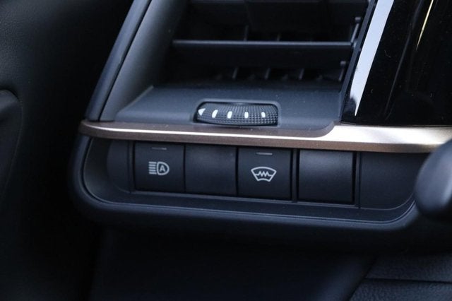 2025 Toyota Crown Platinum