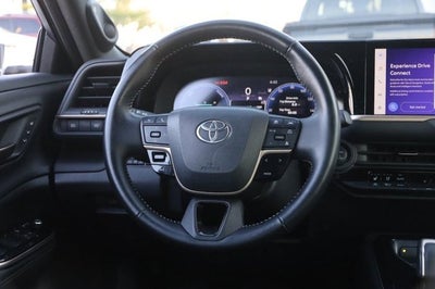 2025 Toyota Crown Platinum