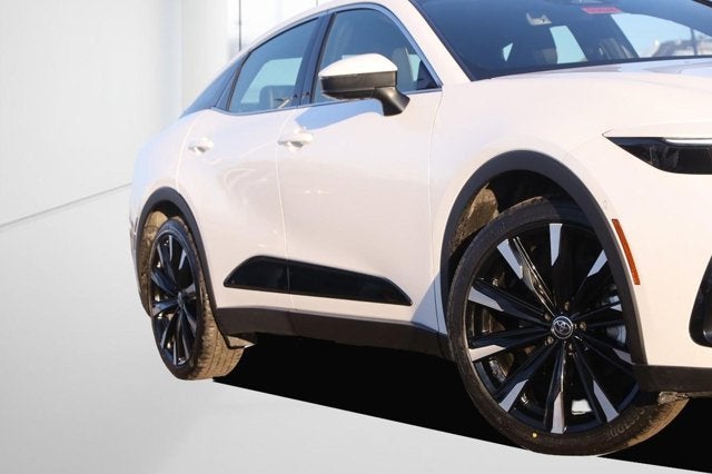 2025 Toyota Crown Platinum