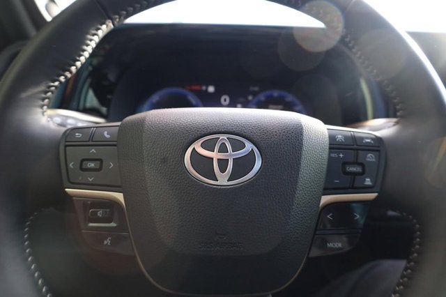 2025 Toyota Crown Platinum