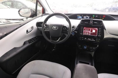 2021 Toyota Prius LE