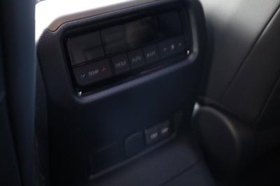 2026 Toyota Land Cruiser 4WD (Natl)