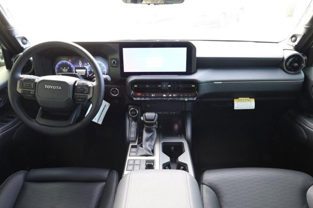 2026 Toyota Land Cruiser 4WD (Natl)