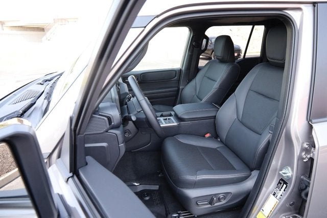 2026 Toyota Land Cruiser 4WD (Natl)