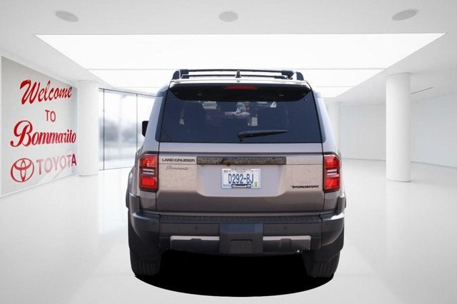 2026 Toyota Land Cruiser 4WD (Natl)