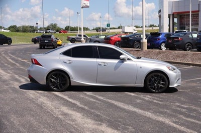 2016 Lexus IS 350 4dr Sdn RWD
