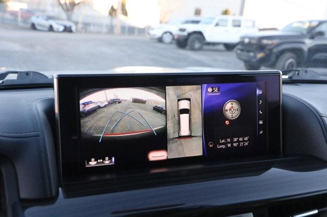 2021 Lexus LX LX 570