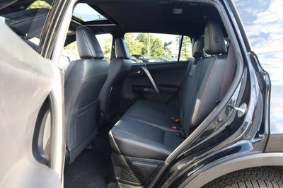 2017 Toyota RAV4 Hybrid SE