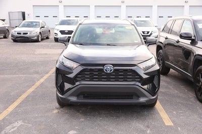 2022 Toyota RAV4 Hybrid LE