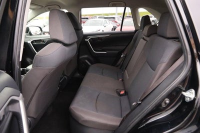 2022 Toyota RAV4 Hybrid LE