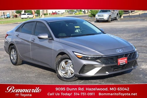 2025 Hyundai Elantra SE