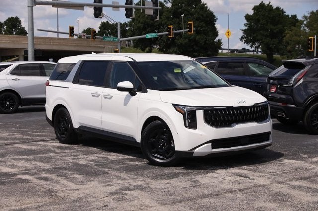 2025 Kia Carnival LXS