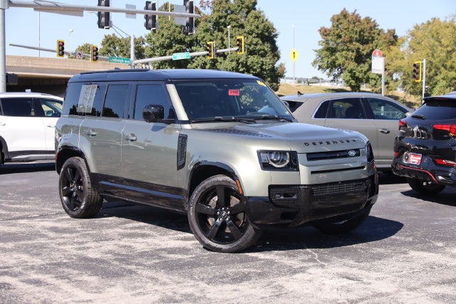2023 Land Rover Defender X-Dynamic SE