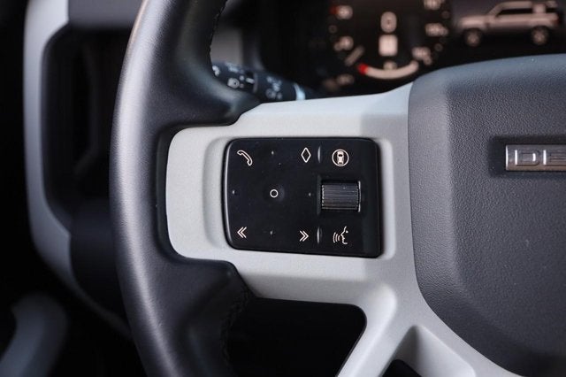 2024 Land Rover Defender SE