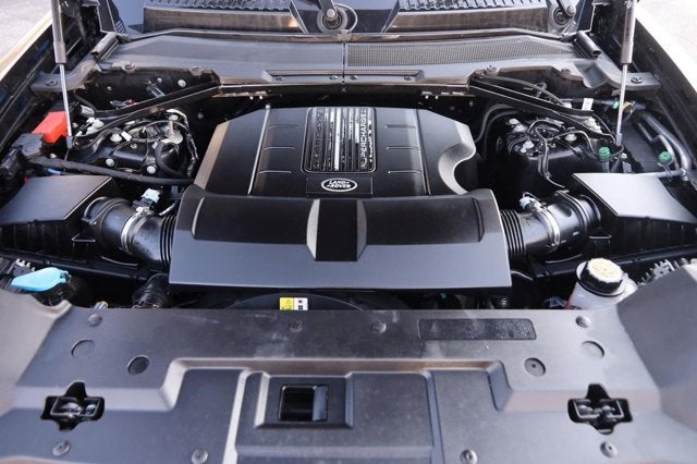 2024 Land Rover Defender SE