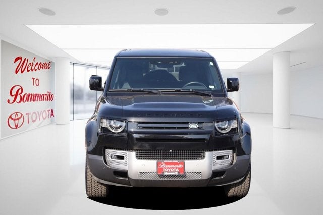 2024 Land Rover Defender SE