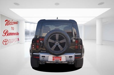 2024 Land Rover Defender SE