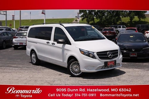 2023 Mercedes-Benz Metris Passenger Van Standard Roof 126" Wheelbase
