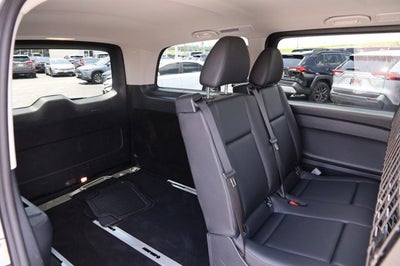 2023 Mercedes-Benz Metris Passenger Van Standard Roof 126" Wheelbase