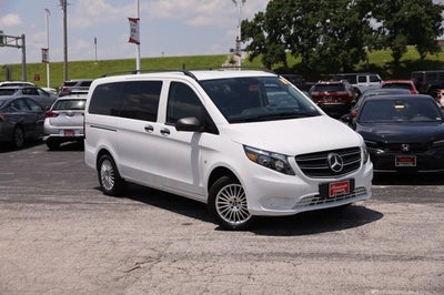 2023 Mercedes-Benz Metris Passenger Van Standard Roof 126" Wheelbase