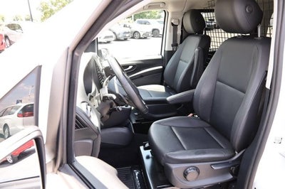 2023 Mercedes-Benz Metris Passenger Van Standard Roof 126" Wheelbase