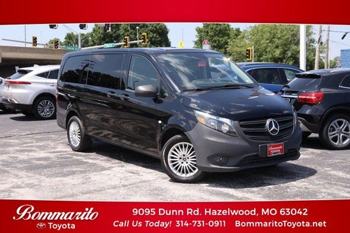 2023 Mercedes-Benz Metris Passenger Van Standard Roof 126" Wheelbase