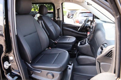 2023 Mercedes-Benz Metris Passenger Van Standard Roof 126" Wheelbase