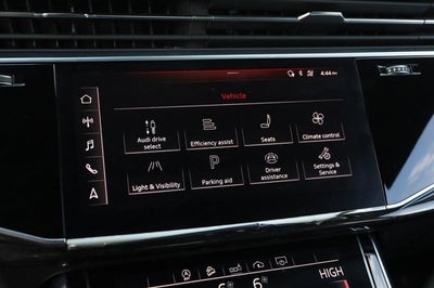 2019 Audi Q8 Premium Plus