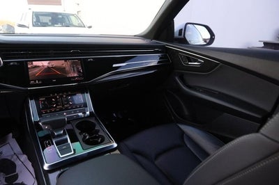 2019 Audi Q8 Premium Plus