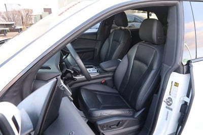 2019 Audi Q8 Premium Plus