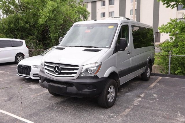 2015 Mercedes-Benz Sprinter Crew Vans 4WD 2500 144"